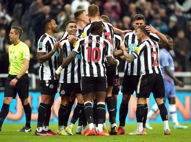 Quá bùng nổ! Newcastle hủy diệt cựu vương, chiếm top 2 của Man City - Bóng Đá