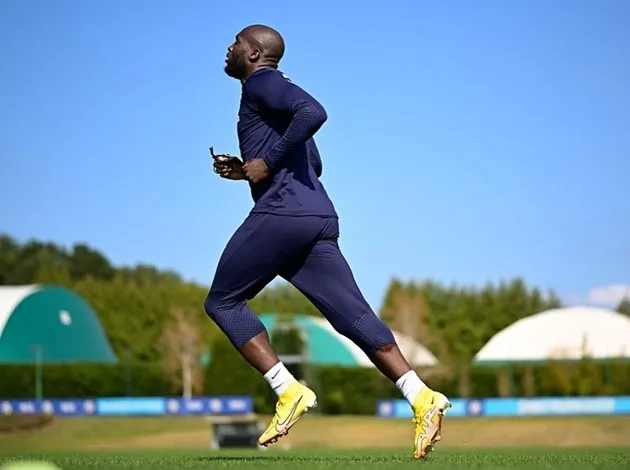 Lukaku trở lại tập luyện - Bóng Đá