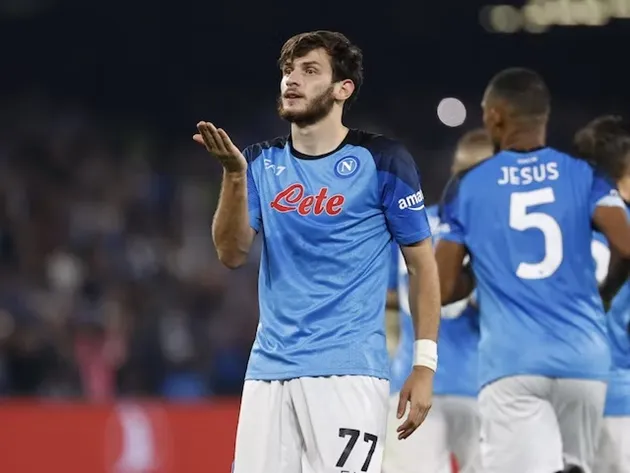 Khvicha Kvaratskhelia 'on verge of signing new Napoli contract' - Bóng Đá