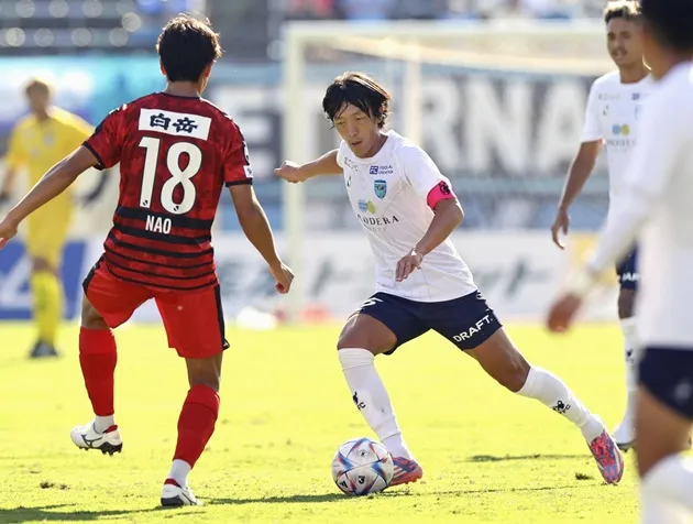 Shunsuke Nakamura given emotional send-off  - Bóng Đá