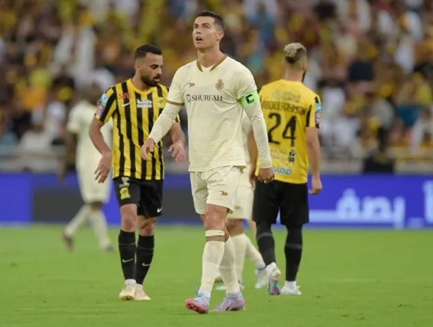 Ronaldo hóa trò hề - Bóng Đá