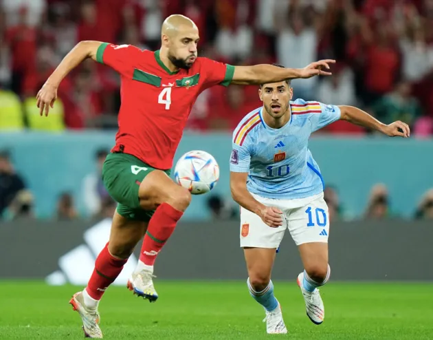 Liverpool want Sofyan Amrabat and his agent has told Fabrizio Romano that he is receiving a lot of calls for the Fiorentina midfielder. - Bóng Đá