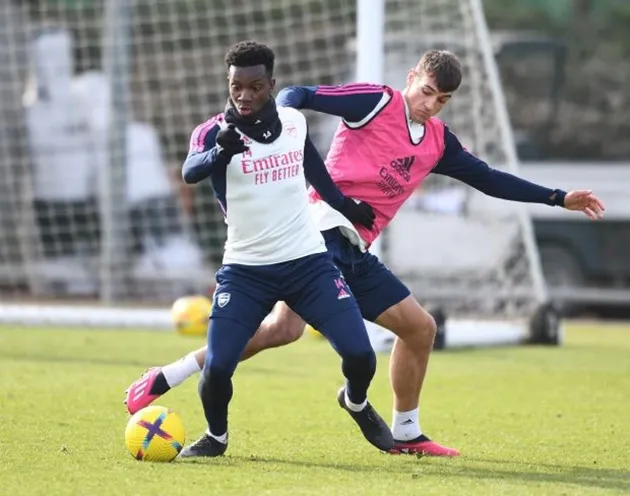 Xhaka, Saka and Zinchenko are put through paces in training - Bóng Đá