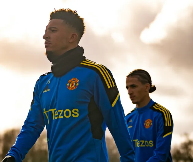 Xuất hiện nhân tố mới, lộ thái độ dàn sao Man Utd trên sân tập - Bóng Đá