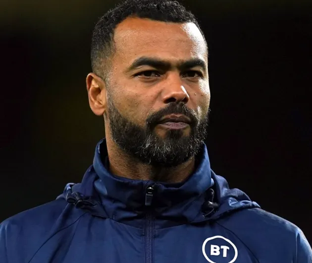 Ashley Cole bị trói và đe dọa cắt ngón tay - Bóng Đá