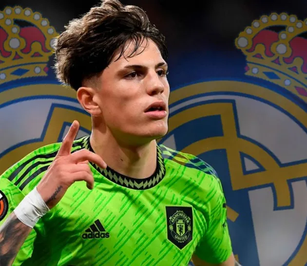 Real Madrid keeping an eye on Manchester United winger, no negotiations yet – Romano - Bóng Đá