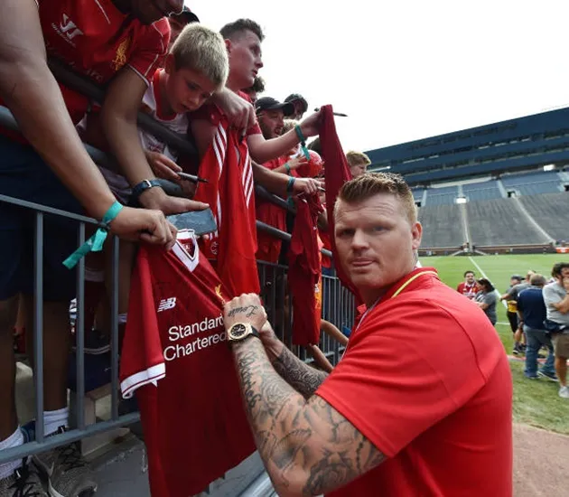 Tân binh Liverpool căng thẳng nghe giáo huấn của Klopp - Bóng Đá