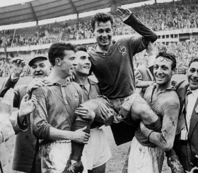 France’s Just Fontaine, who scored record 13 goals at 1958 World Cup, dies at 89 - Bóng Đá