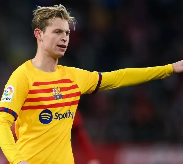 Frenkie de Jong interested in Manchester United move to link up with Casemiro in midfield - Bóng Đá