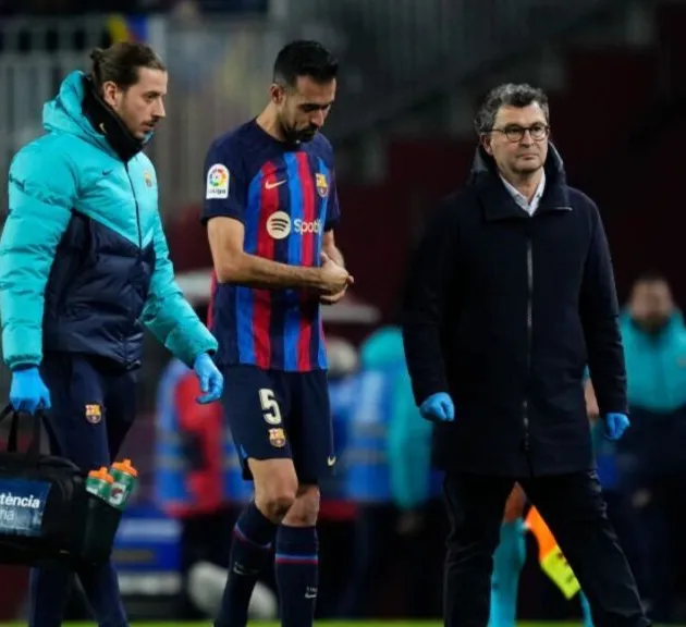 Barcelona midfielder sustains injury, could be out for 2-3 weeks - Bóng Đá