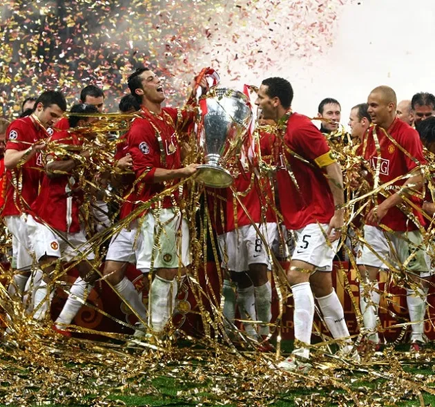 Nhìn lại 5 khoảnh khắc đáng nhớ trong sự nghiệp Cristiano Ronaldo - Bóng Đá