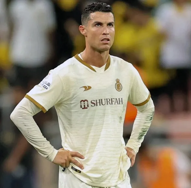 Ronaldo hóa trò hề - Bóng Đá