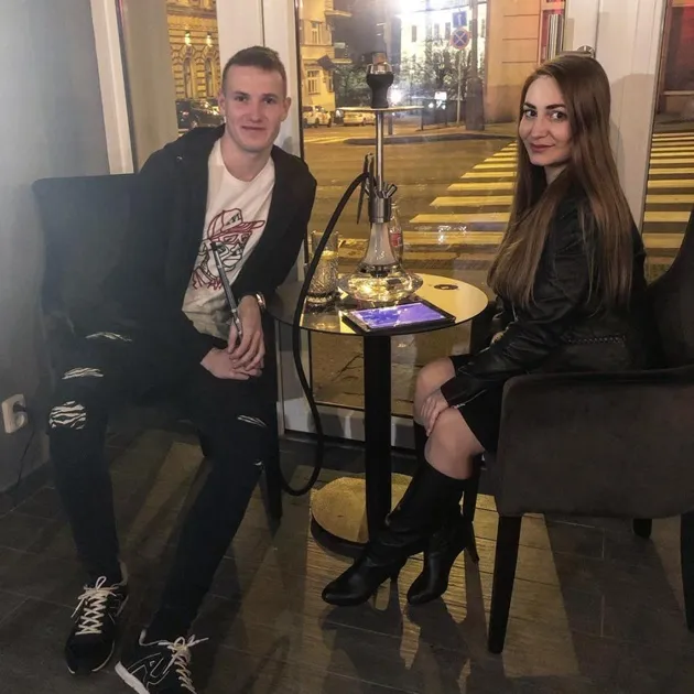 Mục tiêu Arsenal Jankto phê pha shisha - Bóng Đá