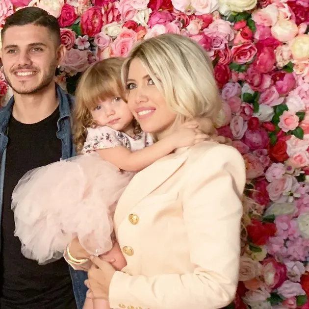 Dàn sao Inter hoá soái ca dự sinh nhật con gái của Icardi - Bóng Đá