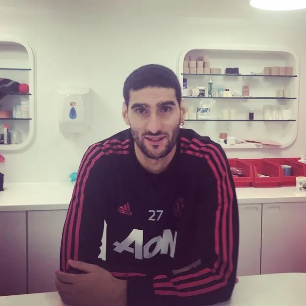 Marouane Fellaini và những kiểu tóc gây bão - Bóng Đá