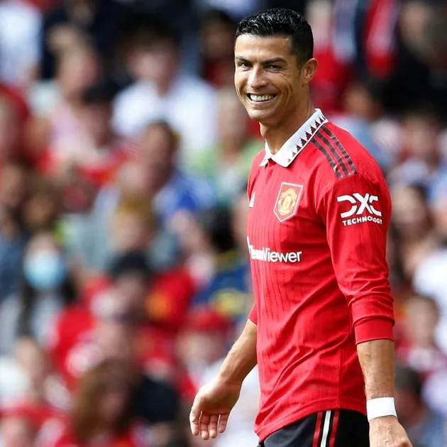 Manchester United players fed up with Cristiano Ronaldo and want sulking star to leave - Bóng Đá