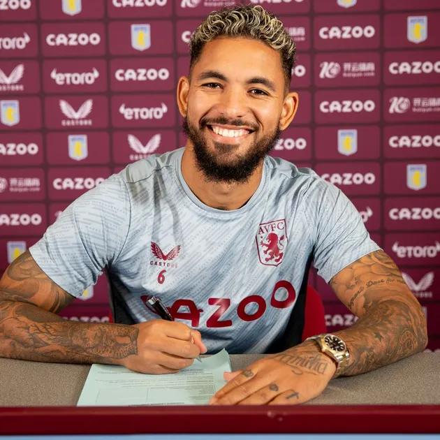 Officia: Douglas Luiz - Bóng Đá