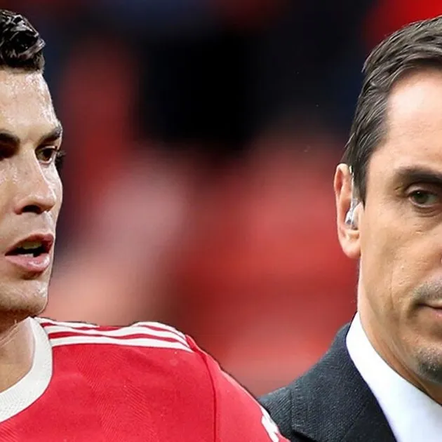 It's sad!': Gary Neville reacts to news that Manchester United are set to sack Cristiano Ronaldo - Bóng Đá