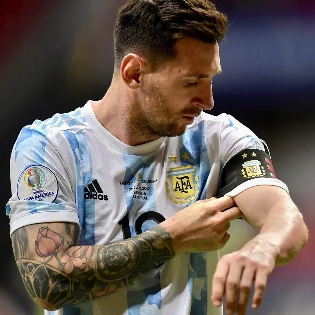 Messi bán đấu giá áo đấu ở kỳ World Cup cuối cùng - Bóng Đá