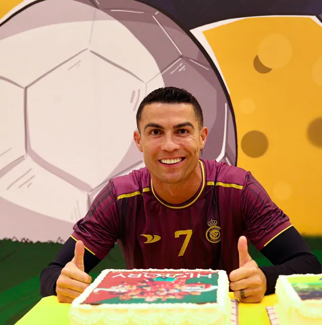 Ronaldo nhận vinh dự đặc biệt khi trở về CLB - Bóng Đá