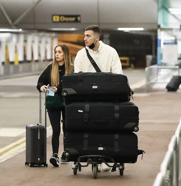 Man Utd stars Harry Maguire and Marcus Rashford jet off to Dubai with target John McGinn - Bóng Đá