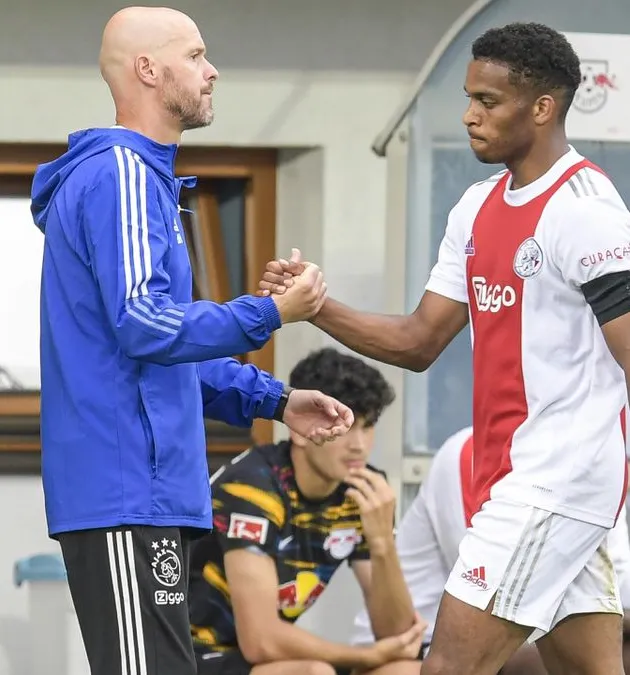 Ajax star’s agent ‘spotted’ at Manchester United’s London offices as Erik ten Hag plots reunion - Bóng Đá