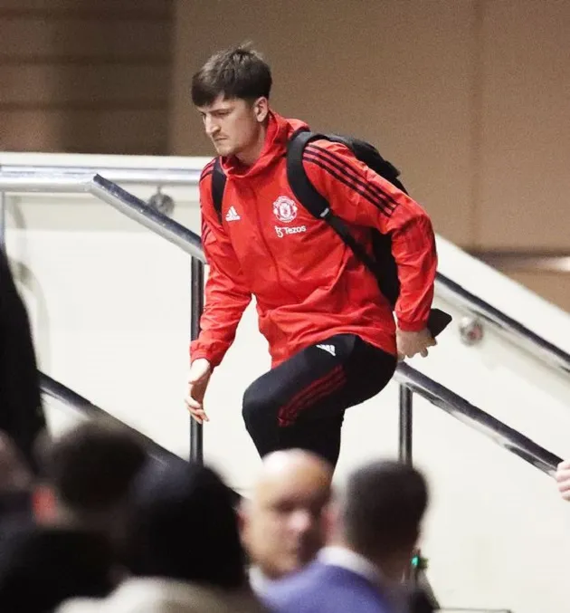 Man Utd players and Ralf Rangnick arrive at Lowry Hotel amid growing unrest - Bóng Đá