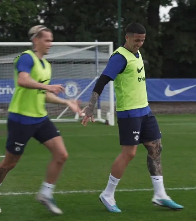 Chelsea tập - Bóng Đá