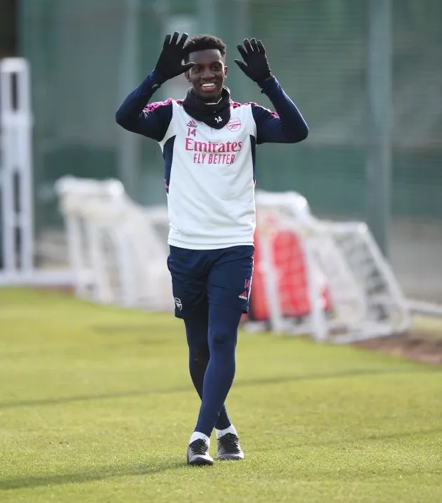 Xhaka, Saka and Zinchenko are put through paces in training - Bóng Đá