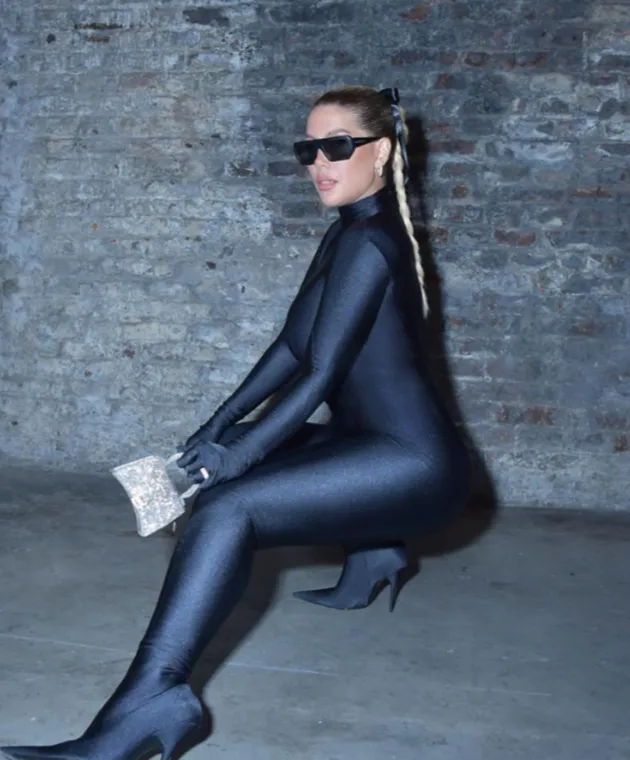 Wanda Icardi sends fans into meltdown in skin-tight catsuit  - Bóng Đá