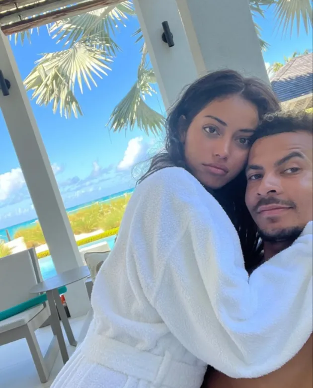 Dele Alli’s model girlfriend Cindy Kimberly - Bóng Đá