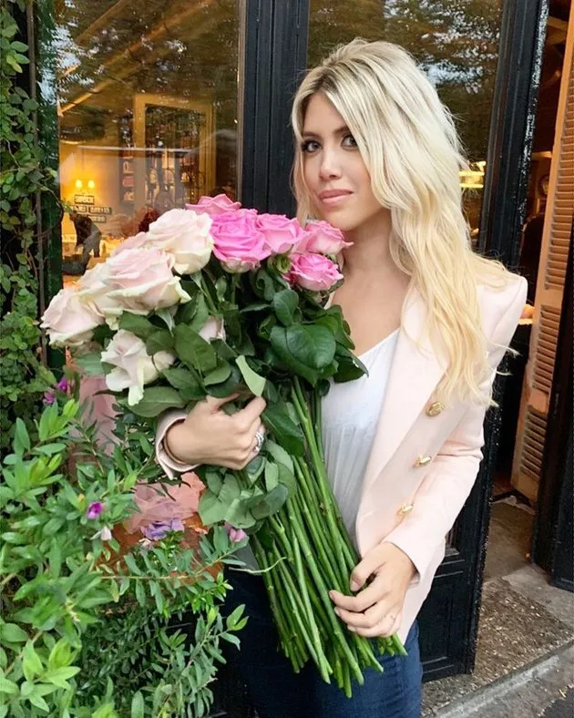 Dàn sao Inter hoá soái ca dự sinh nhật con gái của Icardi - Bóng Đá