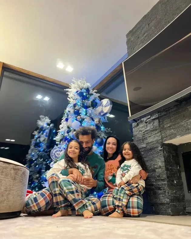 Lionel Messi join Premier League stars enjoying Christmas celebrations with family and friends - Bóng Đá