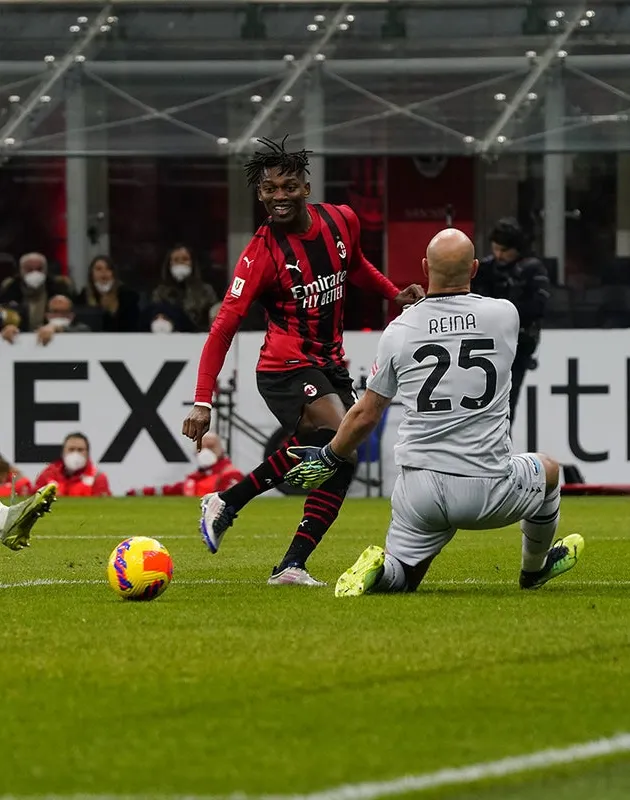 Rafael Leao: Manchester United monitoring AC Milan striker - Bóng Đá