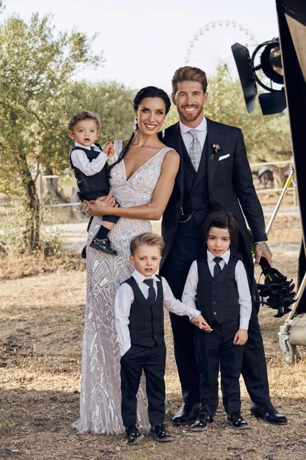 SERGIO RAMOS celebrated his 36th birthday in style with wife Pilar Rubio. - Bóng Đá