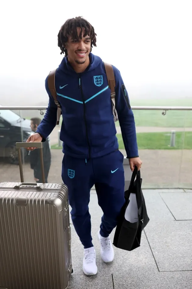 Smiling England stars meet up at St George’s Park - Bóng Đá