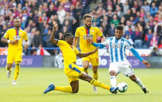 Wan Bissaka tắc bóng qua 10 vòng NHA - Bóng Đá