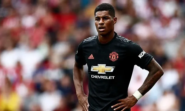 AGENTS CIRCLING AROUND MARCUS RASHFORD - Bóng Đá