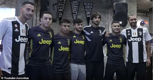 Bất ngờ chưa? Pogba xuất hiện trên trang chủ Juventus - Bóng Đá