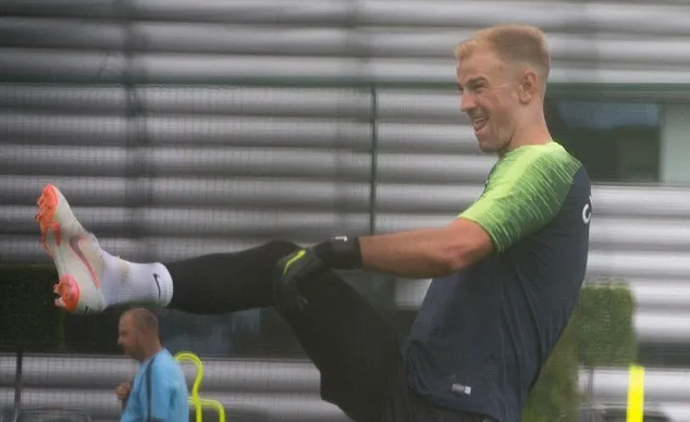 Sau tất cả, Joe Hart đã trở lại Man City - Bóng Đá