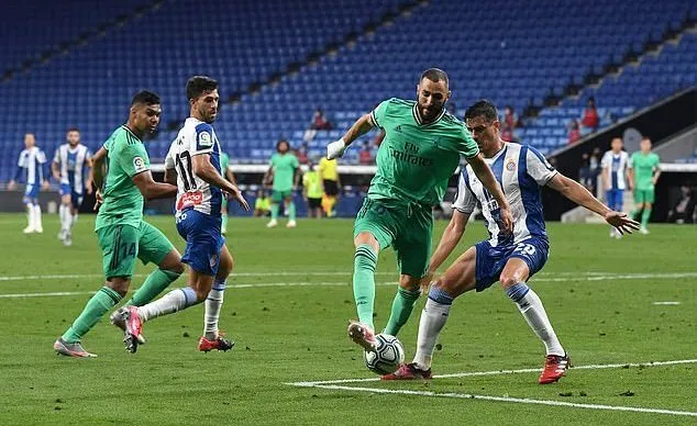 Argument between Setien and Barcelona squad in dressing room at Balaidos - Bóng Đá