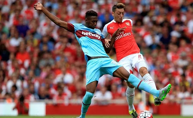 Arsenal nhắm mua Reece Oxford - Bóng Đá