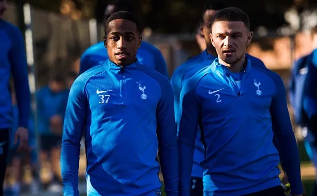 Tottenham tập buổi thứ 2 ở TBN - Bóng Đá