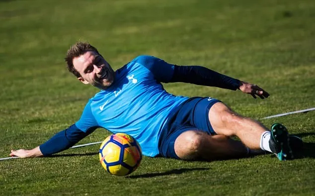 Tottenham tập buổi thứ 2 ở TBN - Bóng Đá