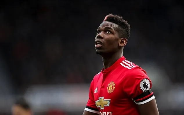 Chấn thương, Pogba tập tễnh rời St James' Park? - Bóng Đá