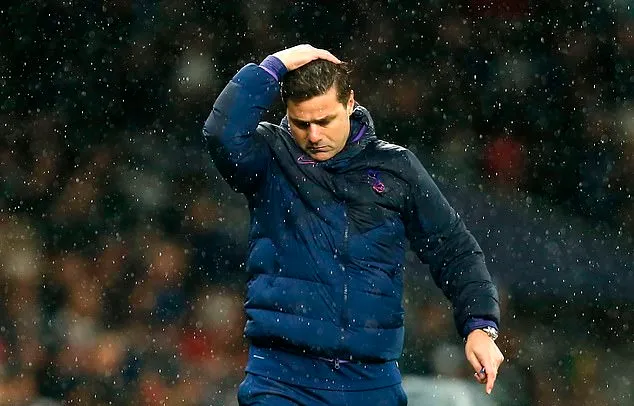 Pochettino từ người hùng hóa 