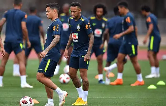 Con trai Neymar tới sân  - Bóng Đá