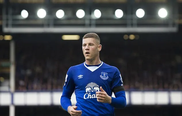 Ross Barkley rạng rỡ khoe áo đấu Chelsea - Bóng Đá