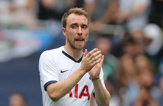 Promise Christian Eriksen made Daniel Levy that ended Man Utd transfer talks - Bóng Đá