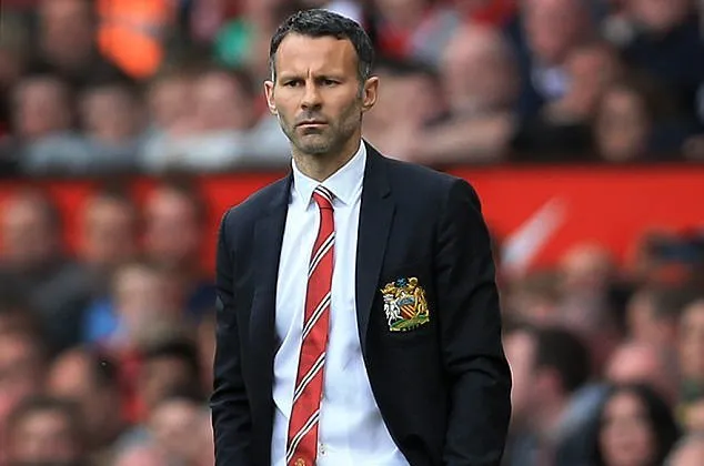 Ryan Giggs nói lời đáng xấu hổ trong buổi phân tích trận Anh - Bỉ - Bóng Đá